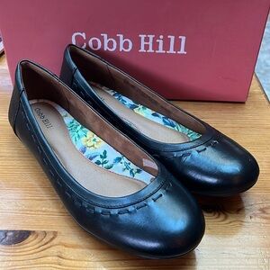 Cobb Hill Black Maiika Ballet Flats Women new in box Sz 7 M